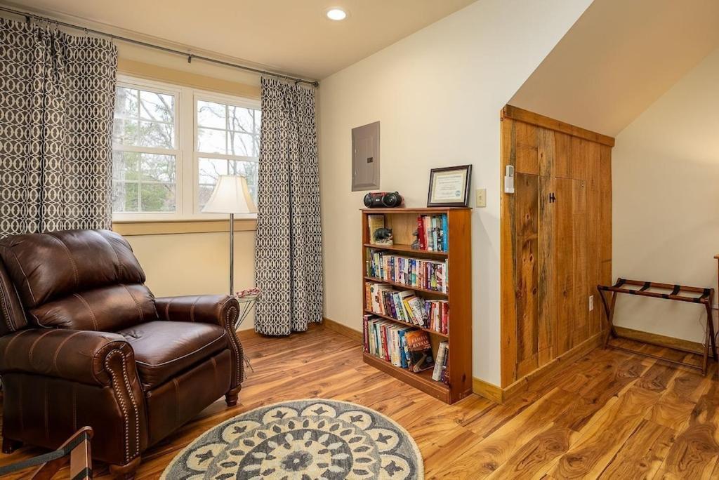 Mockingbird Mountain Spa And Retreat Luray Exterior foto
